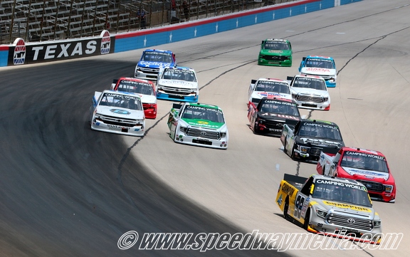 Camping World Truck - SpeedyCash.com 220 - Texas - photo by Ron Olds - sm6