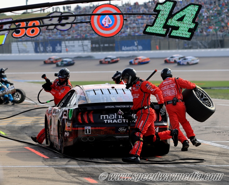 Chase Briscoe pit stop.JPG