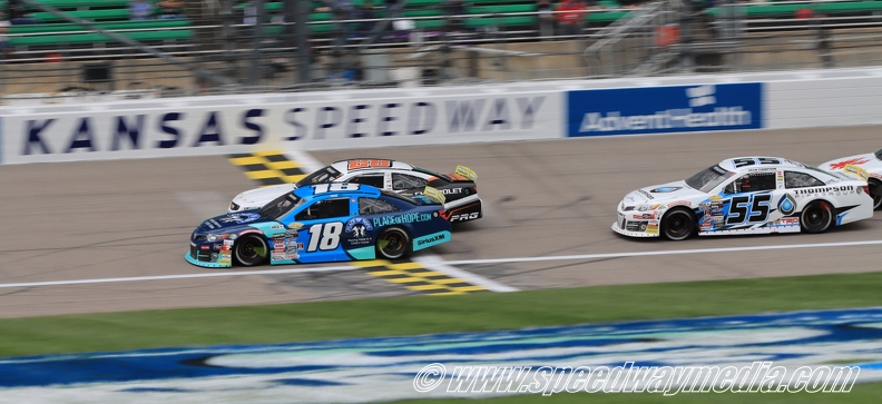 #28-Connor Mosack - #18 -Tanner Gray race for the lead